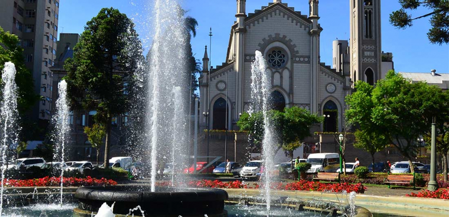 21/10/23 Carreta da Alegria Praça Caxias do Sul-RS. 