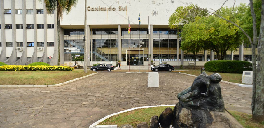 Câmara de Vereadores de Caxias do Sul, samuel vagner escola 